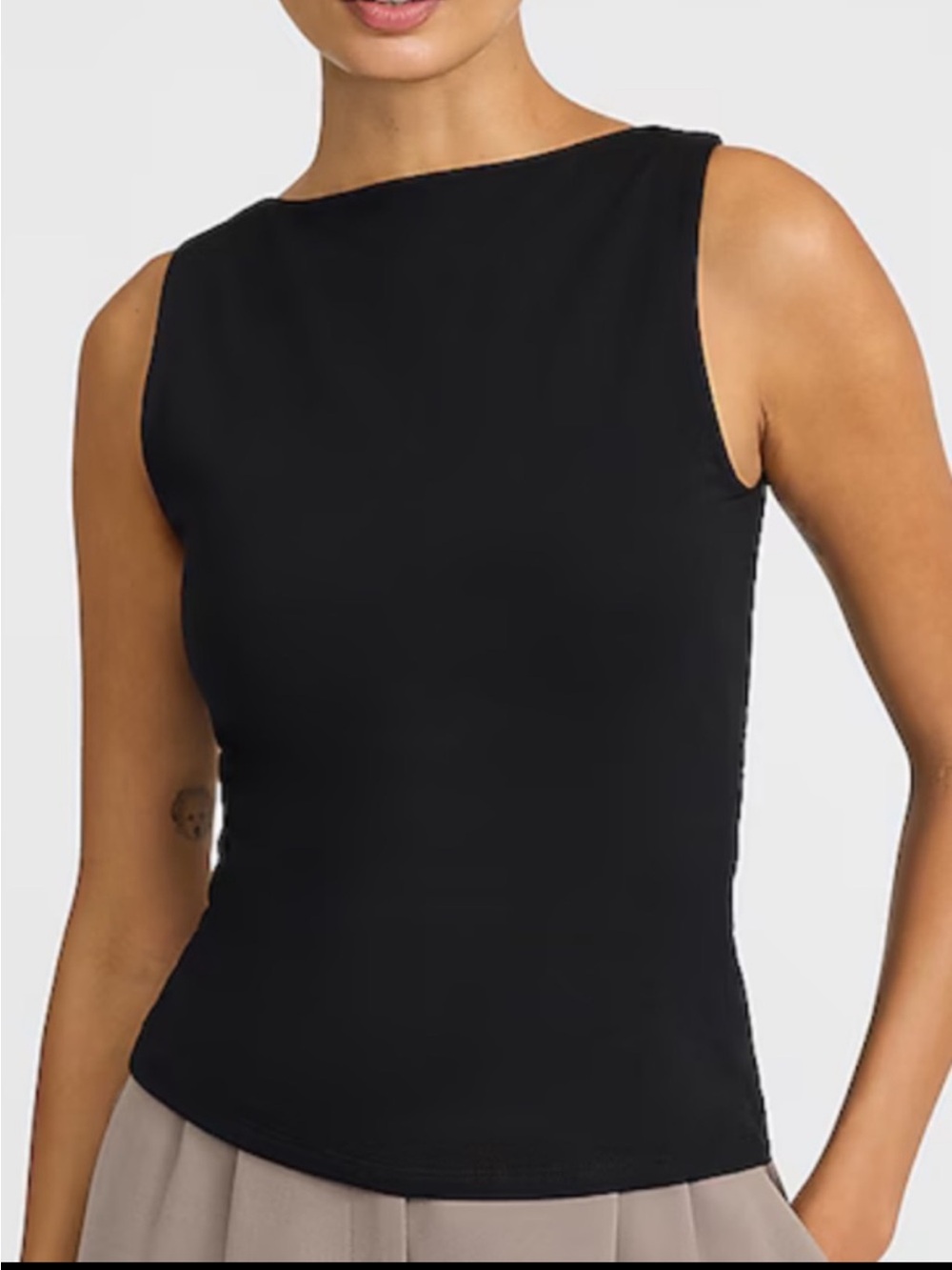 Express Body Contour Light Compression
Stretch Cotton Boat Neck Tank